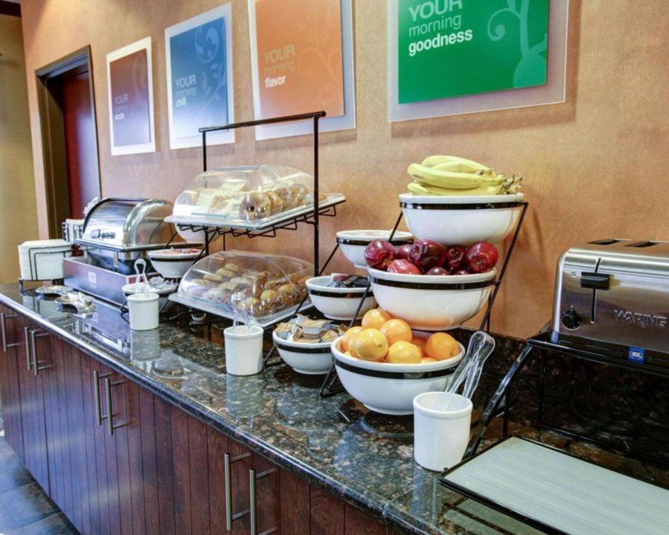 Comfort Inn & Suites Navasota Kültér fotó
