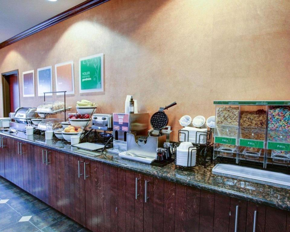 Comfort Inn & Suites Navasota Kültér fotó