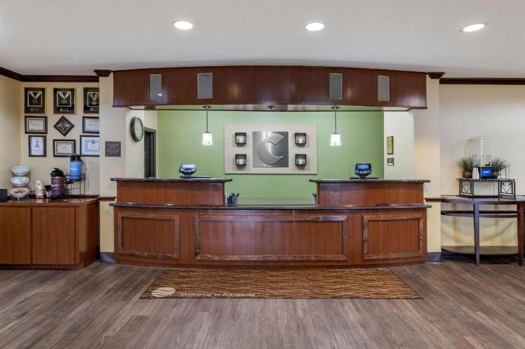 Comfort Inn & Suites Navasota Kültér fotó