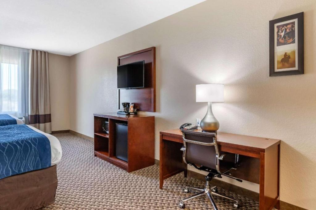 Comfort Inn & Suites Navasota Kültér fotó