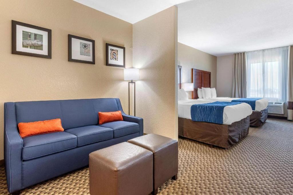 Comfort Inn & Suites Navasota Kültér fotó