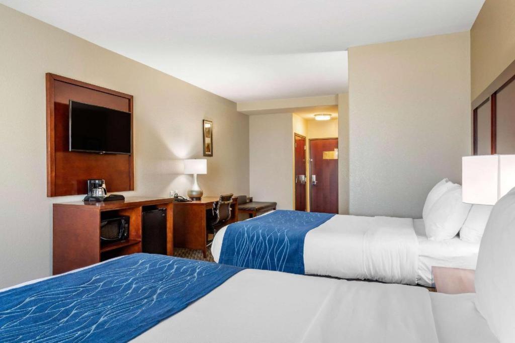 Comfort Inn & Suites Navasota Kültér fotó